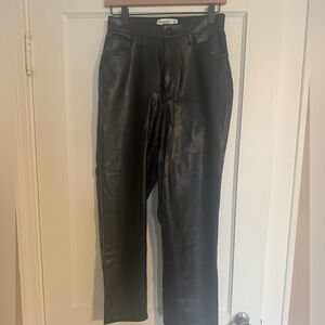 Abercrombie Curve Love Ultra High Rise-The Ankle Straight Faux Leather